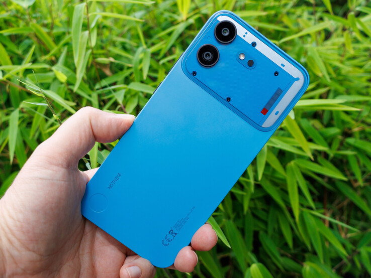 İnceleme: Nothing Phone (4b). İnceleme ürünü Nothing Almanya tarafından sağlanmıştır.