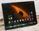 Notebookcheck Honor MagicPad 4'ü inceliyor
