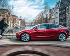 Tesla FSD Amsterdam'da iş başında.