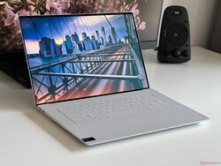 Dell XPS 16 9640 incelemesi. Test cihazı Dell Almanya tarafından sağlanmıştır.