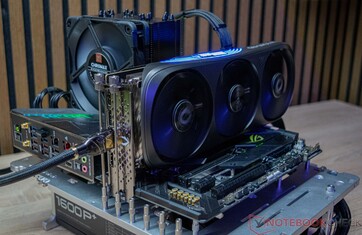 Zotac Gaming GeForce RTX 4080 Super Trinity Black Edition hacim ölçümü