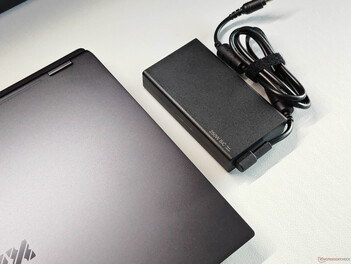 Kompakt güç kaynağı ünitesi