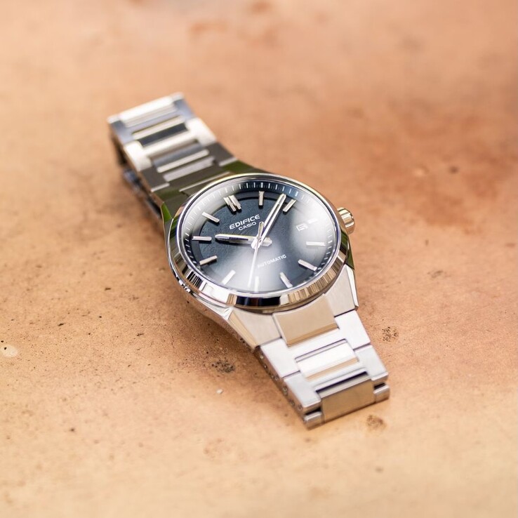 Casio Edifice EFK-110D-2A saat