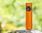 Olight ArkPro Ultra el feneri, yeni Amber Orange rengiyle piyasaya çıkıyor.