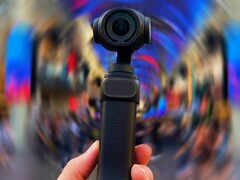 Insta360 Luna Pro tek bir kameraya sahip olacaktır (Insta360 Luna Ultra'nın düzenlenmiş görüntüsü).