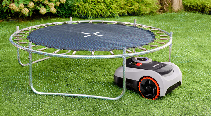 Segway'in Navimow i2 LiDAR robot çim biçme makinesi