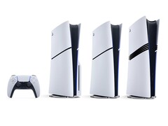 PlayStation DualSense kumandası, disk sürücülü PS5 konsolu, PS5 Digital Edition ve PS5 Pro (soldan sağa).