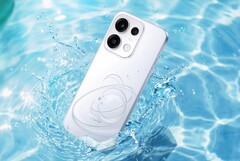 Oppo Reno16 Pro çarpıcı bir şekilde dekore edilmiş bir arka yüze sahiptir.