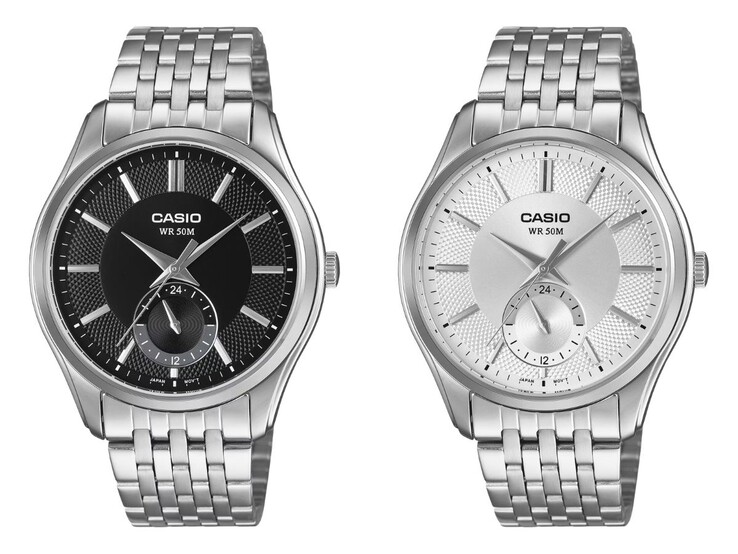 Soldan sağa: Casio MTP-B315D-1AV ve MTP-B315D-7AV saatleri