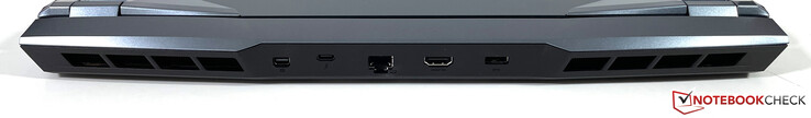 Arka: Mini DisplayPort, USB-C (Thunderbolt 4 ile 4.0), Ethernet (2.5 Gb/s), HDMI 2.1, güç kaynağı