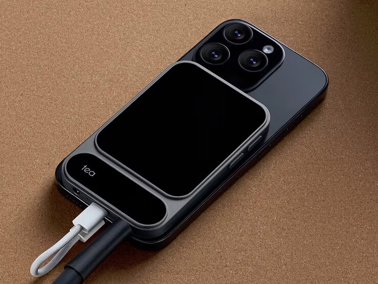 Khadas Tea Pro pille çalışan DAC, uyumlu telefonlara manyetik olarak takılabilir. (Resim kaynağı: Khadas)