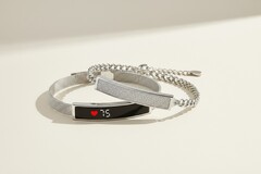 Inllie Luna çekirdek (üstte) ve Sense Çekirdek (altta)