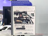 Asus, Computex 2026'da MP13UC e-kağıt ekranını ve ATS01D standını sergiledi.