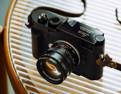 Mandler 50 mm f/1.4 E46 Pre-ASPH, eski bir Leica Summilux lensinin tasarımından esinlenmiştir.