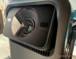 Önde mikro gimbal