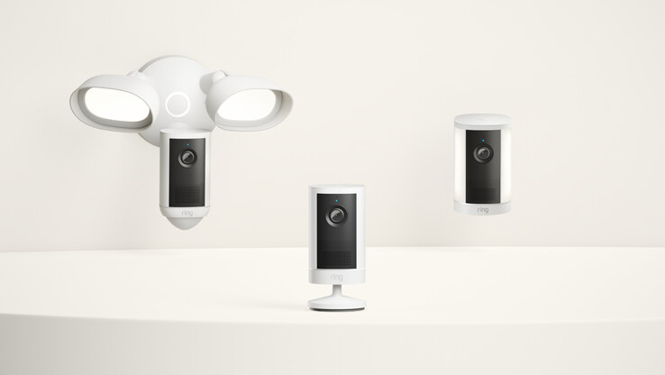 Outdoor, Spotlight ve Floodlight Cam 4K Plus modelleri, Retinal 4K'yı belirli ünitelerde pil ve güneş enerjisi seçenekleri de dahil olmak üzere daha fazla kurulum türüne taşıyor.