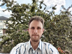 8 MP ön kamera ile çekilmiş selfie