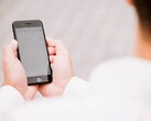 Instagram, 8 Mayıs 2026'da doğrudan mesajlardan isteğe bağlı uçtan uca şifrelemeyi kaldırıyor ve Meta'ya 2023'ten bu yana ilk kez DM içeriğini okuma olanağı veriyor.