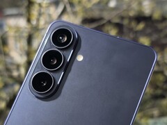 Samsung Galaxy S26 Plus incelendi