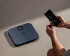 Xiaomi'nin yeni tartısı, AAA pillerle çalışan Mijia Vücut Kompozisyonu Tartısı S400 Pro'dan (resimde görülen) farklı olarak şarj edilebilir bir bataryaya sahiptir.