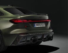Audi RS5 Performans PHEV Görünüm