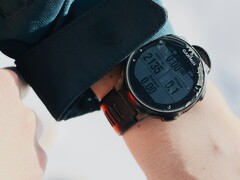 Garmin bu akıllı saatten daha iyi durumda