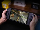 Test sonuçlarımızın da gösterdiği gibi, Mobapad’in M12S Joy-Con’ları tutuşu iyileştiriyor.