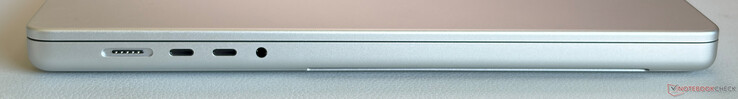 Sol: MagSafe, 2 adet USB-C 4.0 (Thunderbolt 5 özellikli, 120 Gbps, DisplayPort 2.1, Power Delivery), 3,5 mm stereo jak