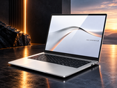 Asus ExpertBook A7, 14 inç 120 Hz OLED ekrana sahiptir