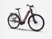 Decathlon'un kahverengi kuvars Rockrider E-ACTV 900 modeli