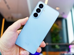 Samsung Galaxy S26, kurumsal müşteriler için 128 GB depolama alanıyla da sunuluyor.