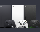 Çeşitli renklerdeki Xbox Series X