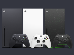 Çeşitli renklerdeki Xbox Series X
