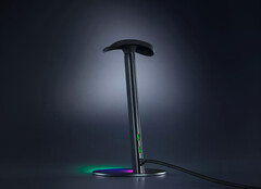 Razer Base Station V3 Chroma, RGB aydınlatma ve kulaklık algılama özelliğine sahiptir.