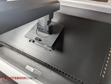 Yerine oturur, vida gerektirmez