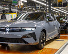 Opel Astra'nın yeni nesli Rüsselsheim'daki genel merkezde üretim hattından çıkmaya devam ederken, marka yeni elektrikli araçların geliştirilmesi için Çin teknolojisine giderek daha fazla bağımlı hale geliyor.