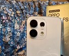 Oppo Reno 16 FS, harika bir kamera sistemiyle birlikte gelir, ancak bunun karşılığında bazı ödünler vermeniz gerekecektir.