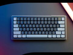 LE-UWB bağlantısına sahip Cherry Xtrfy K63W Pro oyun klavyesi.