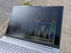 Açık havada güneş ışığı altında