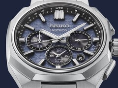 Seiko'nun yeni Astron HAB001 modeli, köşeli titanyum kasayı buz mavisi dokulu kadran ve GPS Solar mekanizma ile bir araya getiriyor.