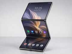 Huawei’nin dikey üç katlı modeli nasıl görünebilir?