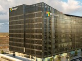 Bir Microsoft ofis binasının havadan görünümü.