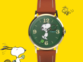 Peanuts x Timex Marlin Hand-Wound, yeşil kadranı ve tenis temalı eğlenceli ibreleriyle sunuluyor.
