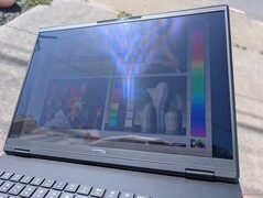 Açık havada güneş ışığı altında
