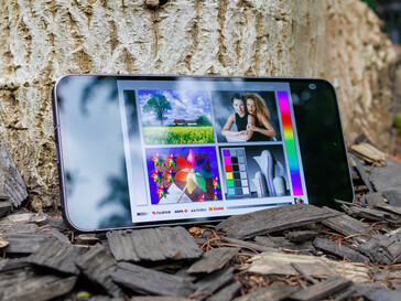 Samsung Galaxy A56 dış mekan