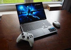 Erazer Beast 16 X1 çok iyi bir oyun dizüstü bilgisayarı