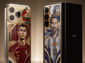 Caviar’ın sınırlı sayıda üretilen “Legends” koleksiyonunda Lionel Messi ve Cristiano Ronaldo yer alıyor.