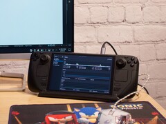 Bir akıllı telefon, Steam Deck için Bluetooth ses kaynağı olarak kullanılabilir ve oyun sesinin, müziğin, videoların ve aramaların aynı kulaklıktan çalınmasına olanak tanır.