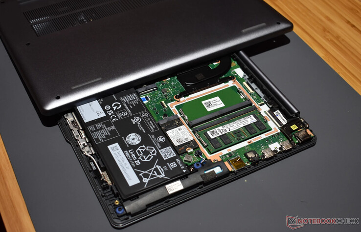 Lenovo IdeaPad Vibe 14'ün içine bir bakış.