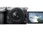 Nikon Z5IIC aynasız fotoğraf makinesi, rahat selfie çekimleri için 3,2 inçlik açılı dokunmatik ekrana sahiptir.